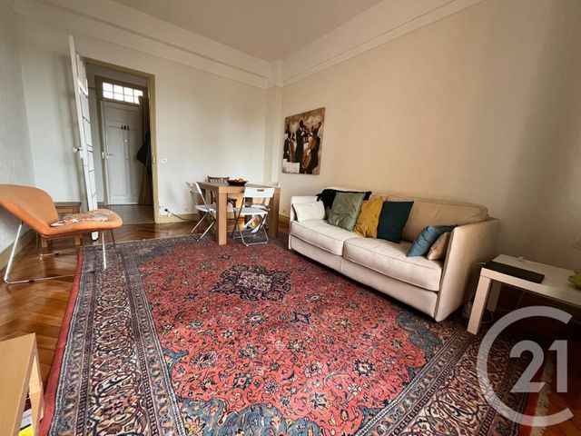 Appartement T2 &agrave; louer - 2 pi&egrave;ces - 44,70 m2 - Le Golfe Juan - 06 - PROVENCE-ALPES-COTE-D-AZUR