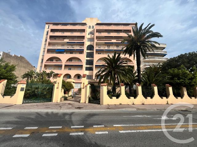 Appartement T2 &agrave; louer - 2 pi&egrave;ces - 44,70 m2 - Le Golfe Juan - 06 - PROVENCE-ALPES-COTE-D-AZUR