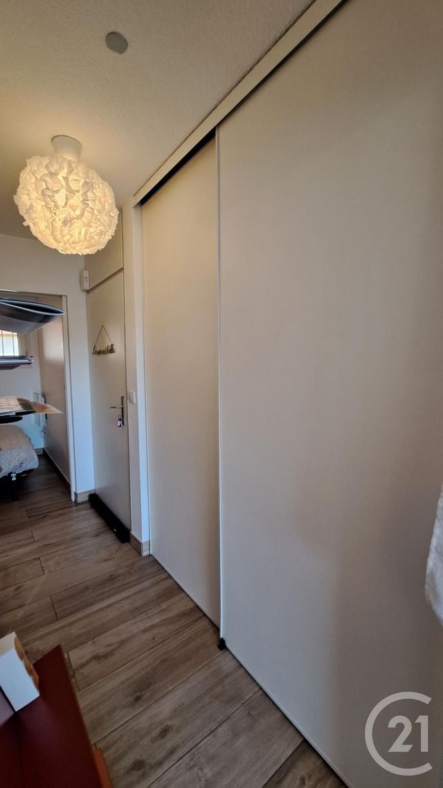 Appartement T2 &agrave; louer - 2 pi&egrave;ces - 25,39 m2 - Antibes - 06 - PROVENCE-ALPES-COTE-D-AZUR