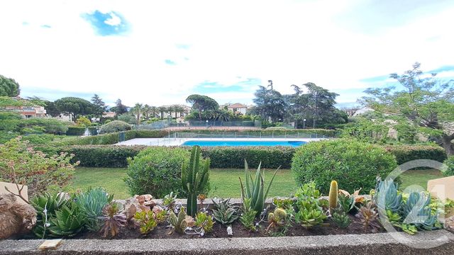 Appartement T2 &agrave; louer - 2 pi&egrave;ces - 25,39 m2 - Antibes - 06 - PROVENCE-ALPES-COTE-D-AZUR
