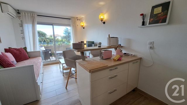 Appartement T2 &agrave; louer - 2 pi&egrave;ces - 25,39 m2 - Antibes - 06 - PROVENCE-ALPES-COTE-D-AZUR
