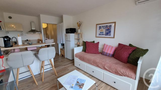 Appartement T2 &agrave; louer - 2 pi&egrave;ces - 25,39 m2 - Antibes - 06 - PROVENCE-ALPES-COTE-D-AZUR
