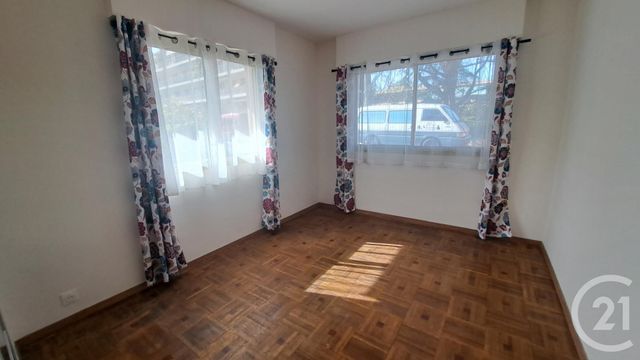 Appartement T3 &agrave; louer - 3 pi&egrave;ces - 58,80 m2 - Antibes - 06 - PROVENCE-ALPES-COTE-D-AZUR