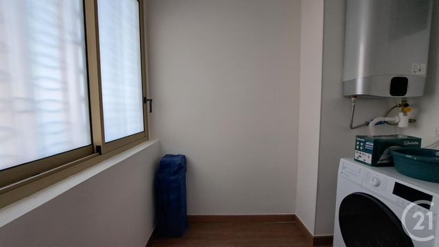 Appartement T3 &agrave; louer - 3 pi&egrave;ces - 58,80 m2 - Antibes - 06 - PROVENCE-ALPES-COTE-D-AZUR
