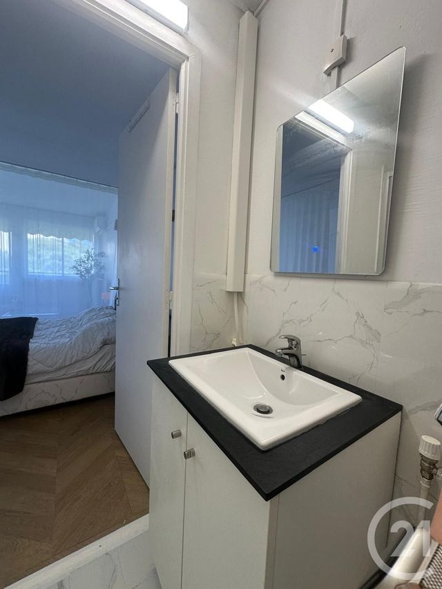 Appartement Studio &agrave; louer - 1 pi&egrave;ce - 33,45 m2 - Cannes - 06 - PROVENCE-ALPES-COTE-D-AZUR