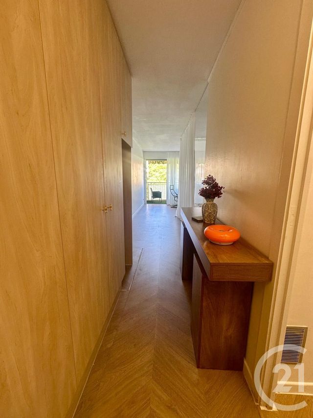 Appartement Studio &agrave; louer - 1 pi&egrave;ce - 33,45 m2 - Cannes - 06 - PROVENCE-ALPES-COTE-D-AZUR