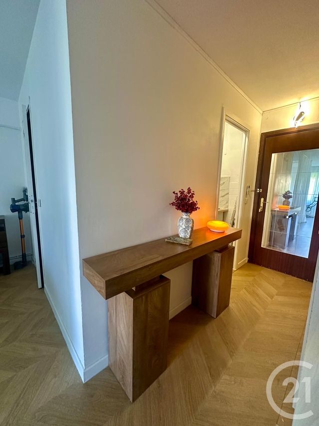 Appartement Studio &agrave; louer - 1 pi&egrave;ce - 33,45 m2 - Cannes - 06 - PROVENCE-ALPES-COTE-D-AZUR