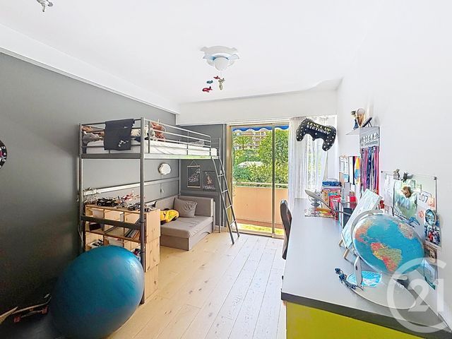 Appartement F4 &agrave; vendre - 4 pi&egrave;ces - 88,85 m2 - Antibes - 06 - PROVENCE-ALPES-COTE-D-AZUR