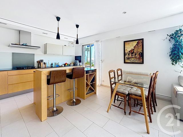 Appartement F4 &agrave; vendre - 4 pi&egrave;ces - 88,85 m2 - Antibes - 06 - PROVENCE-ALPES-COTE-D-AZUR