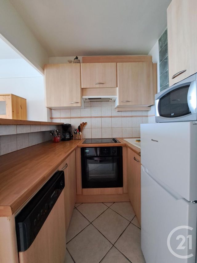 Appartement Studio &agrave; louer - 1 pi&egrave;ce - 29,70 m2 - Juan Les Pins - 06 - PROVENCE-ALPES-COTE-D-AZUR