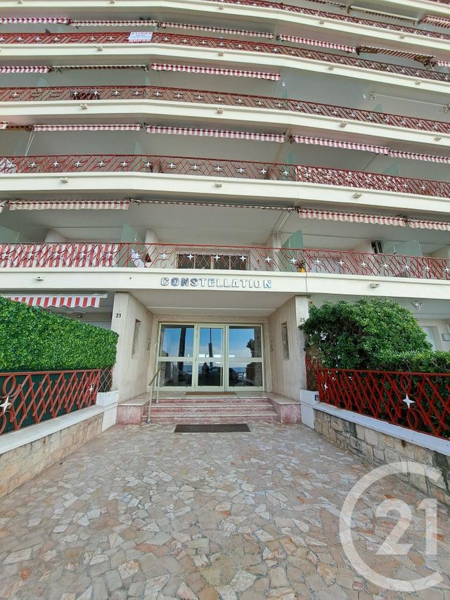 Appartement Studio &agrave; louer - 1 pi&egrave;ce - 29,70 m2 - Juan Les Pins - 06 - PROVENCE-ALPES-COTE-D-AZUR