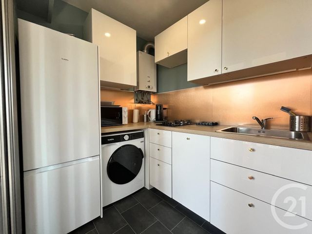 Appartement F1 &agrave; louer - 1 pi&egrave;ce - 29,83 m2 - Vallauris - 06 - PROVENCE-ALPES-COTE-D-AZUR