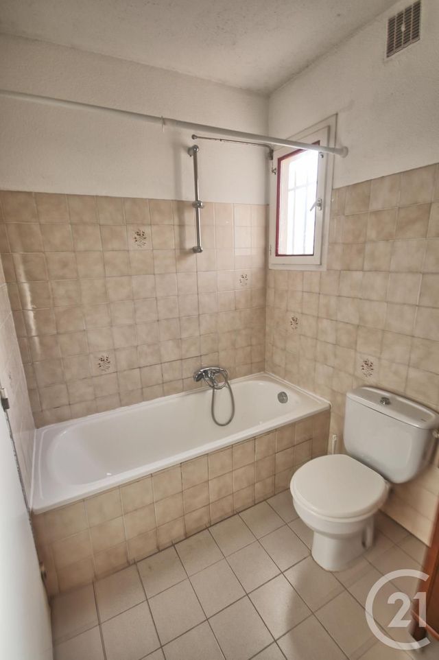 Appartement T2 &agrave; louer - 2 pi&egrave;ces - 28,20 m2 - Vallauris - 06 - PROVENCE-ALPES-COTE-D-AZUR