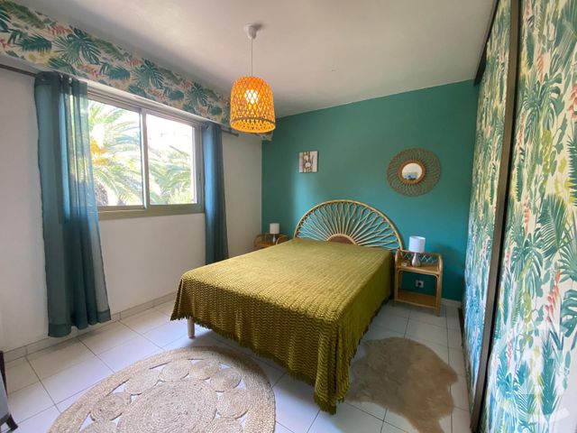 Appartement T3 &agrave; louer - 3 pi&egrave;ces - 58,17 m2 - Antibes - 06 - PROVENCE-ALPES-COTE-D-AZUR
