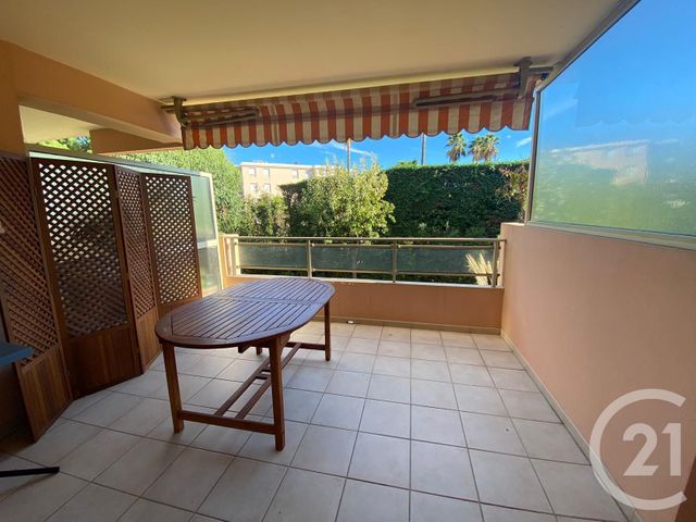 Appartement T3 &agrave; louer - 3 pi&egrave;ces - 58,17 m2 - Antibes - 06 - PROVENCE-ALPES-COTE-D-AZUR