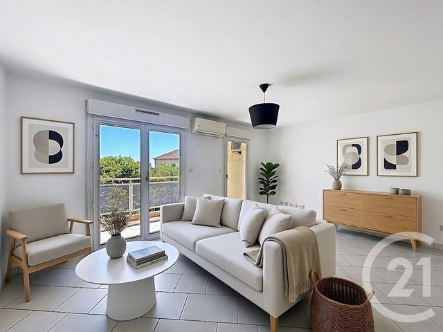Appartement F4 &agrave; vendre - 4 pi&egrave;ces - 81,87 m2 - Antibes - 06 - PROVENCE-ALPES-COTE-D-AZUR
