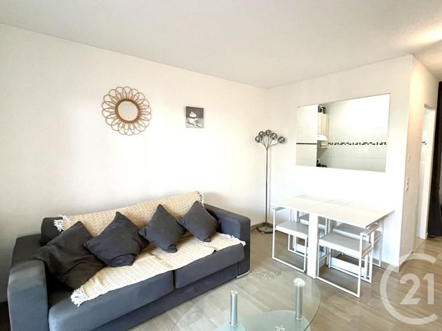 Appartement Studio &agrave; louer - 2 pi&egrave;ces - 46,77 m2 - Juan Les Pins - 06 - PROVENCE-ALPES-COTE-D-AZUR