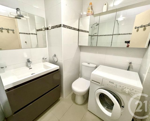 Appartement Studio &agrave; louer - 2 pi&egrave;ces - 46,77 m2 - Juan Les Pins - 06 - PROVENCE-ALPES-COTE-D-AZUR