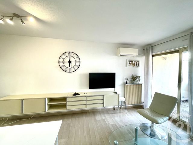 Appartement Studio &agrave; louer - 2 pi&egrave;ces - 46,77 m2 - Juan Les Pins - 06 - PROVENCE-ALPES-COTE-D-AZUR