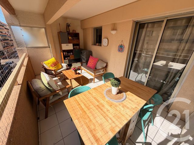 Appartement Studio &agrave; louer - 1 pi&egrave;ce - 22,68 m2 - Juan Les Pins - 06 - PROVENCE-ALPES-COTE-D-AZUR