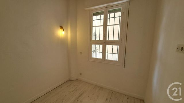 Appartement T2 &agrave; louer - 2 pi&egrave;ces - 49,92 m2 - Juan Les Pins - 06 - PROVENCE-ALPES-COTE-D-AZUR