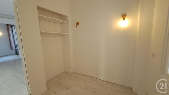 Appartement T2 &agrave; louer - 2 pi&egrave;ces - 49,92 m2 - Juan Les Pins - 06 - PROVENCE-ALPES-COTE-D-AZUR