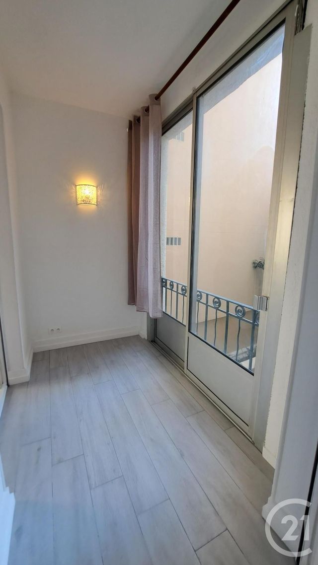 Appartement T2 &agrave; louer - 2 pi&egrave;ces - 49,92 m2 - Juan Les Pins - 06 - PROVENCE-ALPES-COTE-D-AZUR