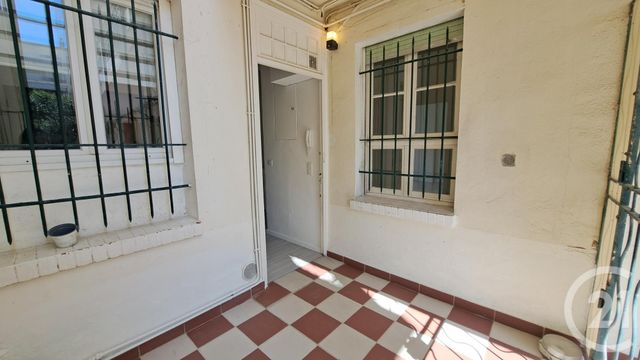 Appartement T2 &agrave; louer - 2 pi&egrave;ces - 49,92 m2 - Juan Les Pins - 06 - PROVENCE-ALPES-COTE-D-AZUR