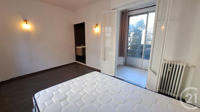 Appartement T2 &agrave; louer - 2 pi&egrave;ces - 49,92 m2 - Juan Les Pins - 06 - PROVENCE-ALPES-COTE-D-AZUR