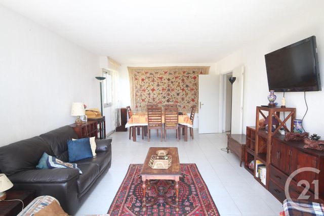 Appartement T3 &agrave; louer - 3 pi&egrave;ces - 89,77 m2 - Villeneuve Loubet - 06 - PROVENCE-ALPES-COTE-D-AZUR