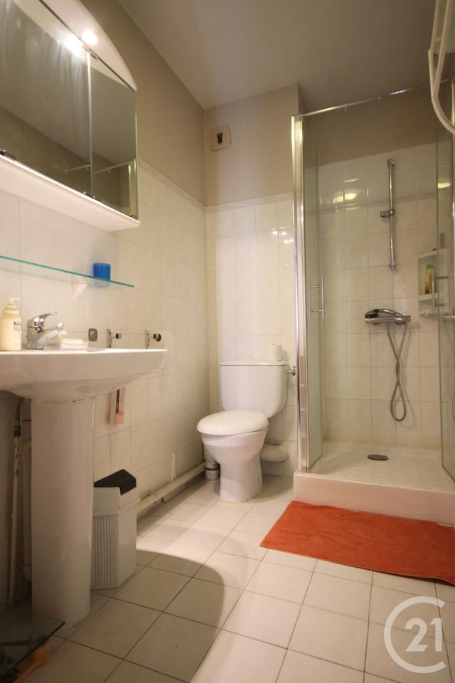 Appartement T3 &agrave; louer - 3 pi&egrave;ces - 89,77 m2 - Villeneuve Loubet - 06 - PROVENCE-ALPES-COTE-D-AZUR