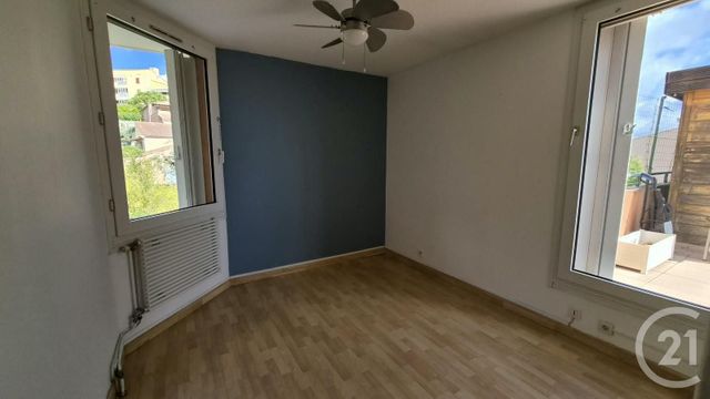Appartement T3 &agrave; louer - 3 pi&egrave;ces - 63,48 m2 - Valbonne - 06 - PROVENCE-ALPES-COTE-D-AZUR