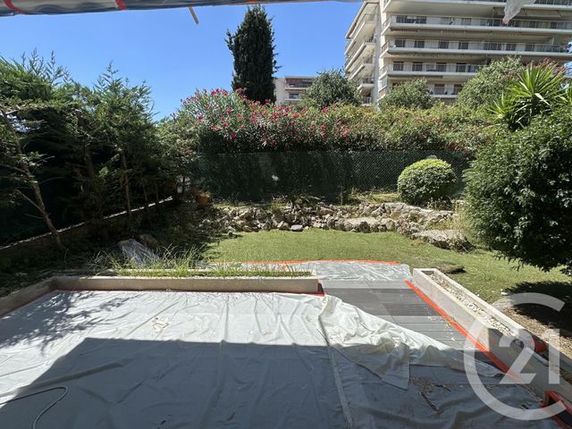 Appartement T3 &agrave; louer - 3 pi&egrave;ces - 85,05 m2 - Antibes - 06 - PROVENCE-ALPES-COTE-D-AZUR