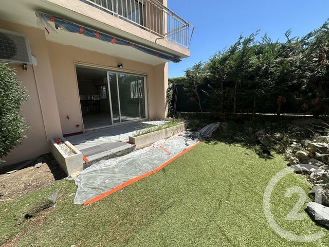 Appartement T3 &agrave; louer - 3 pi&egrave;ces - 85,05 m2 - Antibes - 06 - PROVENCE-ALPES-COTE-D-AZUR