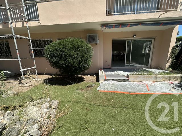 Appartement T3 &agrave; louer - 3 pi&egrave;ces - 85,05 m2 - Antibes - 06 - PROVENCE-ALPES-COTE-D-AZUR