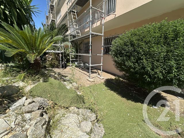 Appartement T3 &agrave; louer - 3 pi&egrave;ces - 85,05 m2 - Antibes - 06 - PROVENCE-ALPES-COTE-D-AZUR