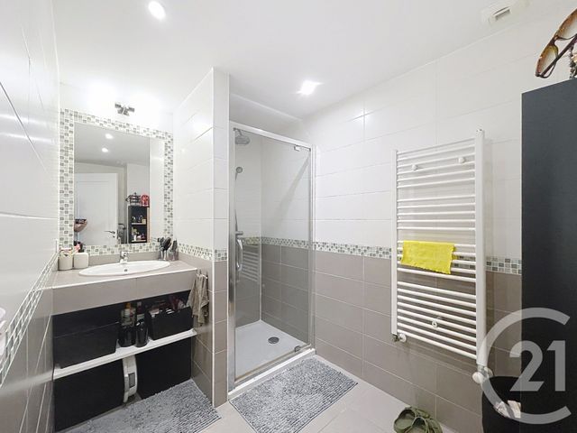 Appartement F2 &agrave; vendre - 2 pi&egrave;ces - 41 m2 - Vallauris - 06 - PROVENCE-ALPES-COTE-D-AZUR
