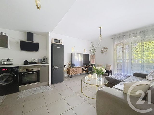 Appartement F2 &agrave; vendre - 2 pi&egrave;ces - 41 m2 - Vallauris - 06 - PROVENCE-ALPES-COTE-D-AZUR