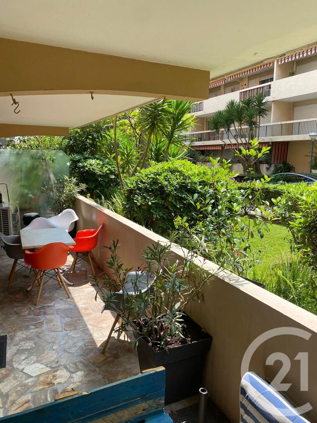 Appartement T2 &agrave; louer - 2 pi&egrave;ces - 49,74 m2 - Le Golfe Juan - 06 - PROVENCE-ALPES-COTE-D-AZUR