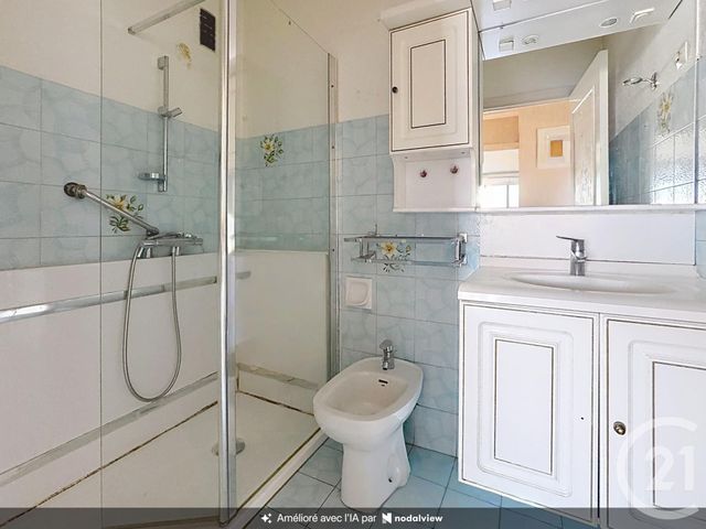 Appartement F4 &agrave; vendre - 4 pi&egrave;ces - 72,09 m2 - Antibes - 06 - PROVENCE-ALPES-COTE-D-AZUR