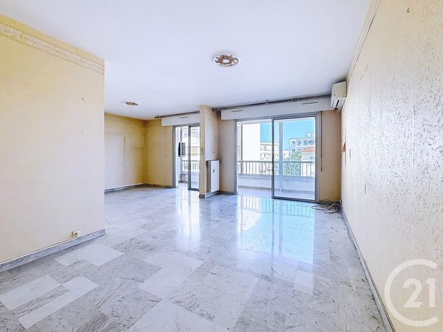 Appartement F4 &agrave; vendre - 4 pi&egrave;ces - 72,09 m2 - Antibes - 06 - PROVENCE-ALPES-COTE-D-AZUR
