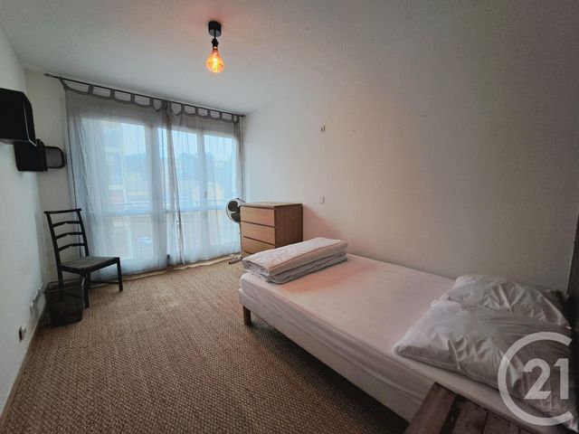 Appartement T4 &agrave; louer - 4 pi&egrave;ces - 78,19 m2 - Vallauris - 06 - PROVENCE-ALPES-COTE-D-AZUR