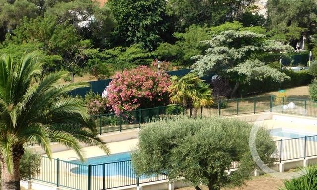 Appartement T4 &agrave; louer - 4 pi&egrave;ces - 72,55 m2 - Antibes - 06 - PROVENCE-ALPES-COTE-D-AZUR