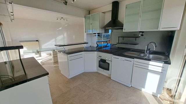 Appartement T4 &agrave; louer - 4 pi&egrave;ces - 72,55 m2 - Antibes - 06 - PROVENCE-ALPES-COTE-D-AZUR