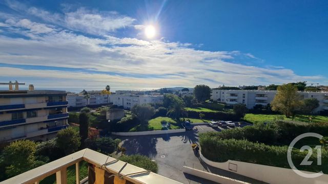Appartement T4 &agrave; louer - 4 pi&egrave;ces - 72,55 m2 - Antibes - 06 - PROVENCE-ALPES-COTE-D-AZUR