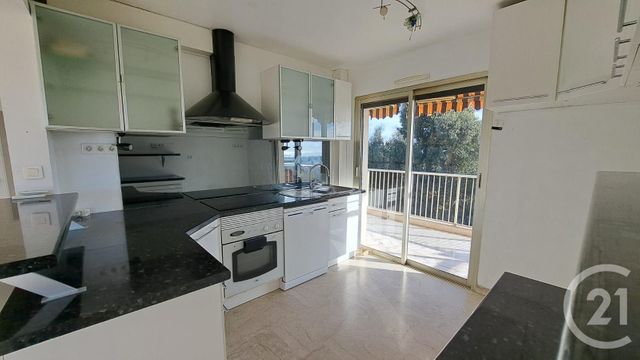 Appartement T4 &agrave; louer - 4 pi&egrave;ces - 72,55 m2 - Antibes - 06 - PROVENCE-ALPES-COTE-D-AZUR