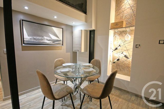 Appartement Studio &agrave; louer - 1 pi&egrave;ce - 28 m2 - Antibes - 06 - PROVENCE-ALPES-COTE-D-AZUR