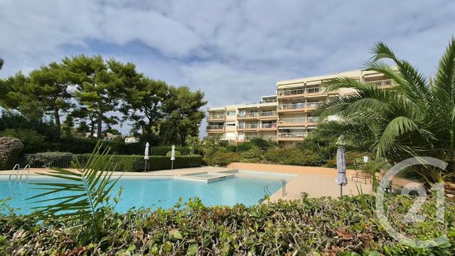 Appartement T3 &agrave; louer - 3 pi&egrave;ces - 76,60 m2 - Antibes - 06 - PROVENCE-ALPES-COTE-D-AZUR