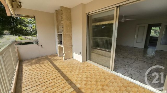 Appartement T3 &agrave; louer - 3 pi&egrave;ces - 76,60 m2 - Antibes - 06 - PROVENCE-ALPES-COTE-D-AZUR