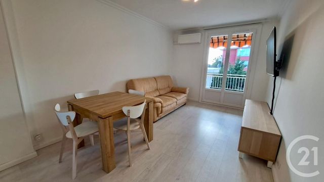 Appartement T3 &agrave; louer - 3 pi&egrave;ces - 53,68 m2 - Juan Les Pins - 06 - PROVENCE-ALPES-COTE-D-AZUR